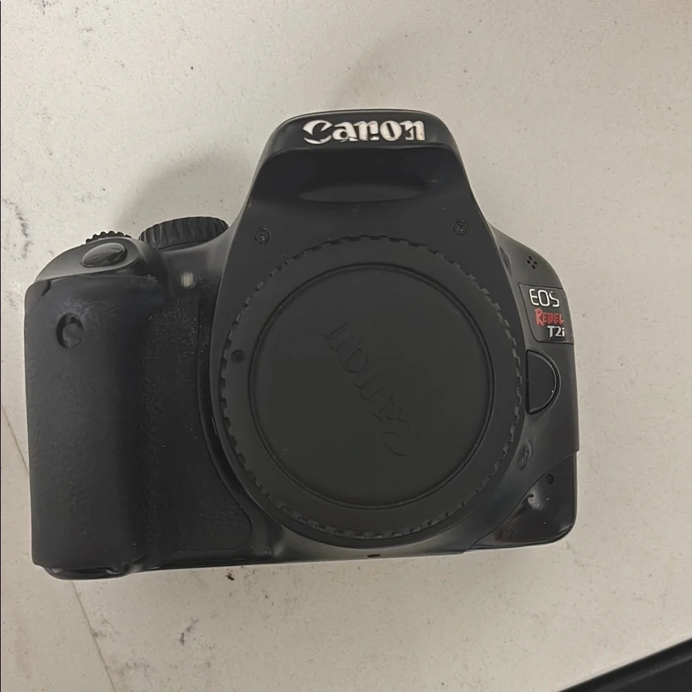 Canon EOS Rebel T2i Black Camera Body